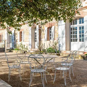Les Nuits Du Pastelier Maison d'hôtes Teulat