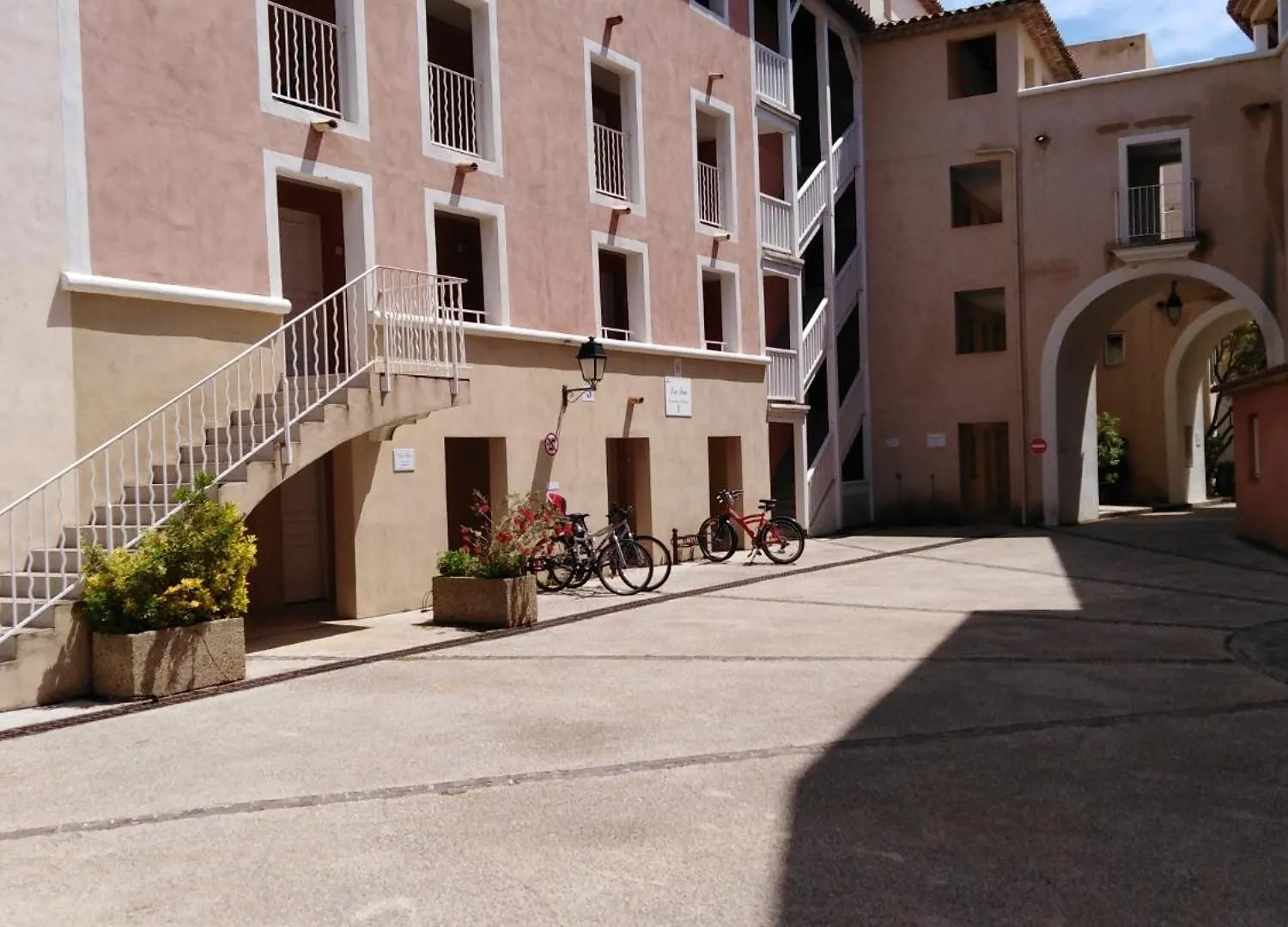 Lägenhet Appartement T2 Avec Piscine A 100 M De La Plage Six-Fours-les-Plages